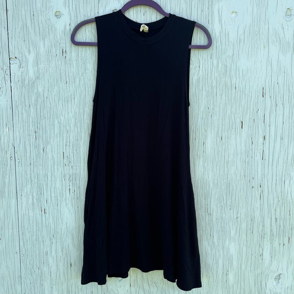 Elan Black Racerback Flowy Dress Size Small Pre-Loved